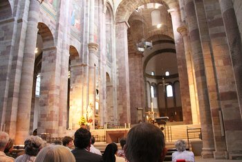 Gottesdienst im Dom zu Speyer Gottesdienst im Dom zu Speyer