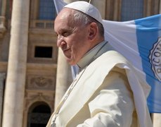 Papst Franziskus im Profil.